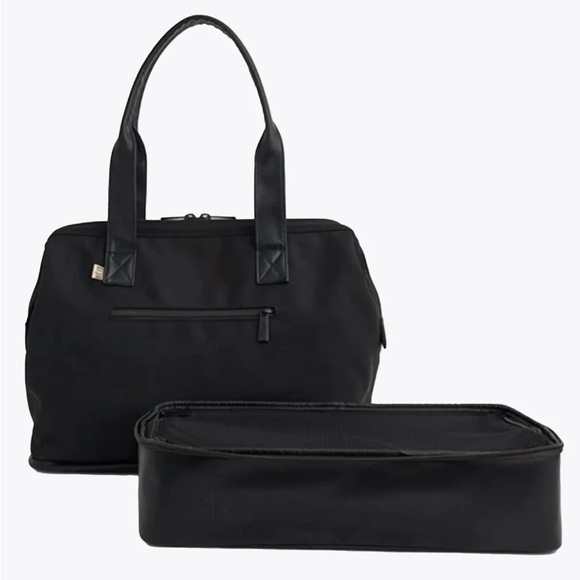 Beis Convertable Mini Weekender Like New - Picture 4 of 6